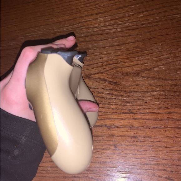 Controller - Picture 4 of 4